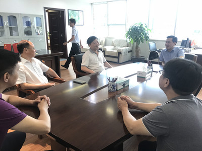 深入一線切實(shí)掌握實(shí)情 拿出破解難題實(shí)招硬招