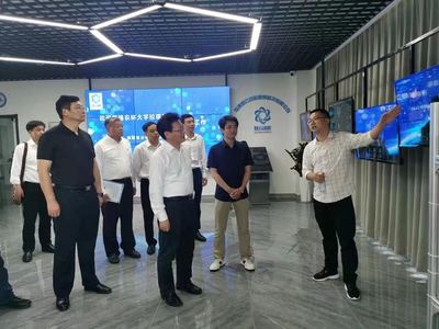 校黨委書記王建南一行參加南平市“才聚武夷”人才峰會暨開展訪企拓崗促就業活動